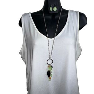 Silver chain - feather and beading - earrings